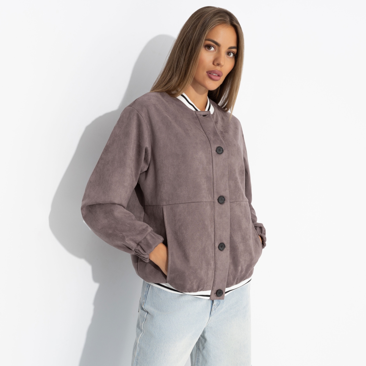 СТ. ЦЕНА 1950 руб//Бомбер из мягкой замши, Любуйся мной (коричневый)