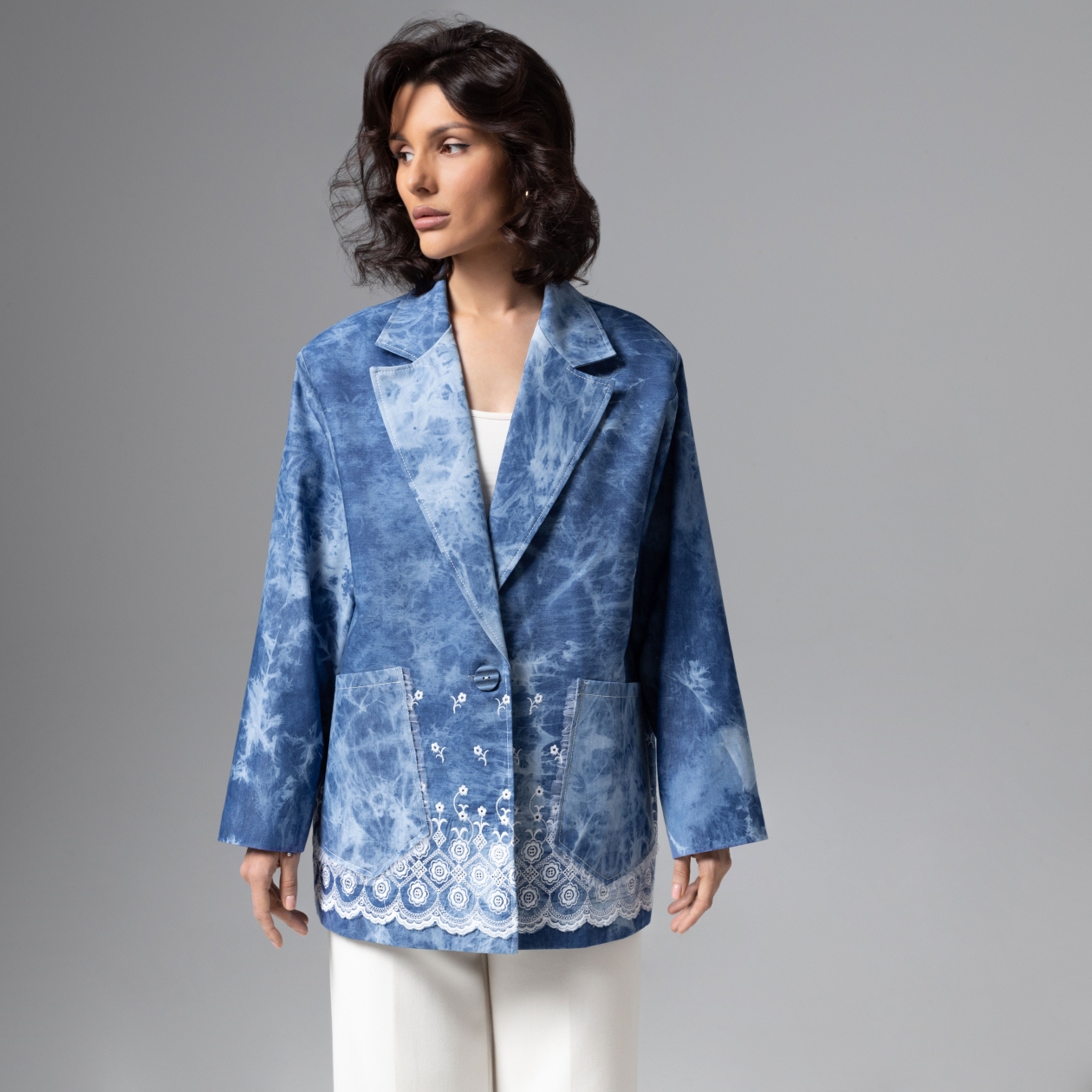 СТ. ЦЕНА 3990 руб//Жакет из джинсы с вышивкой, Игра по правилам шика