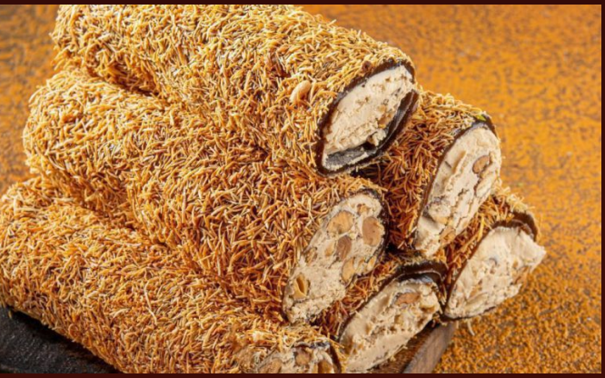 Карамельный лукум с миндалем, снаружи кадаиф (турецкая лапша)