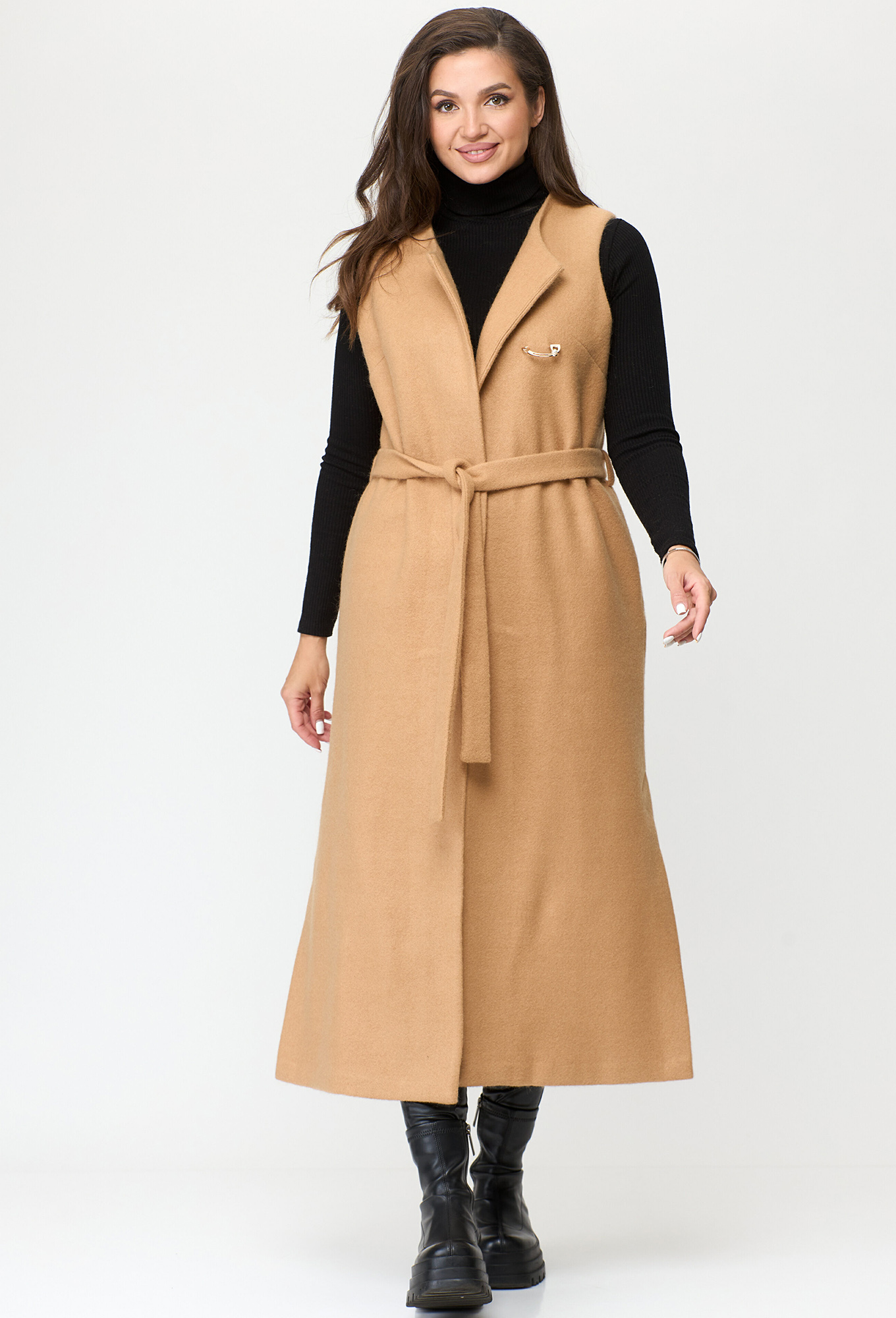 ст. цена3299руб.! Жилет Michel Chic 354 песочный