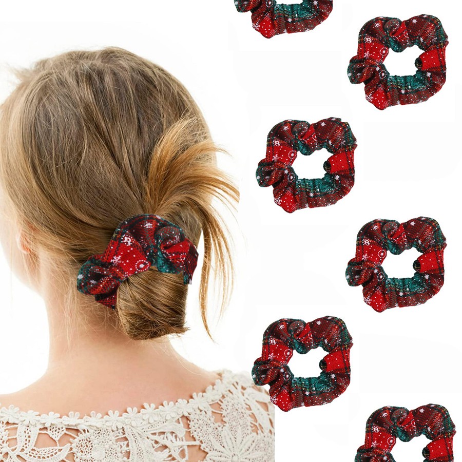 Тканевая резинка для волос с рождественской расцветкой и снежинками