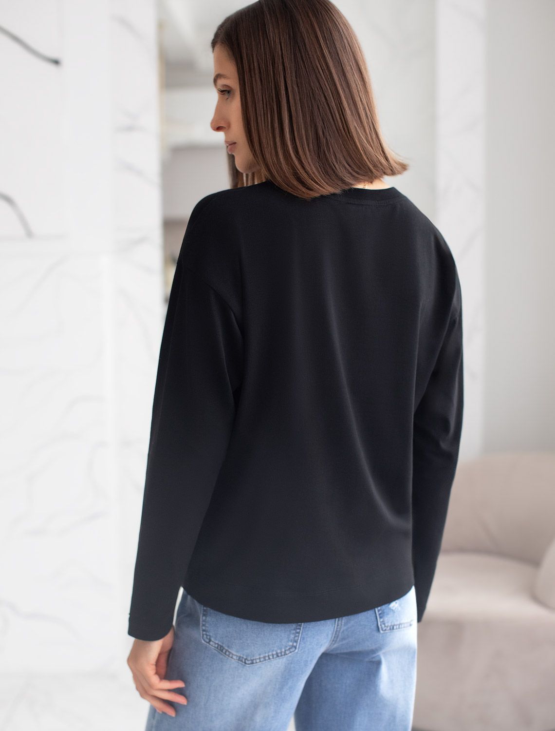 Базовый лонгслив из премиального хлопка с эластаном