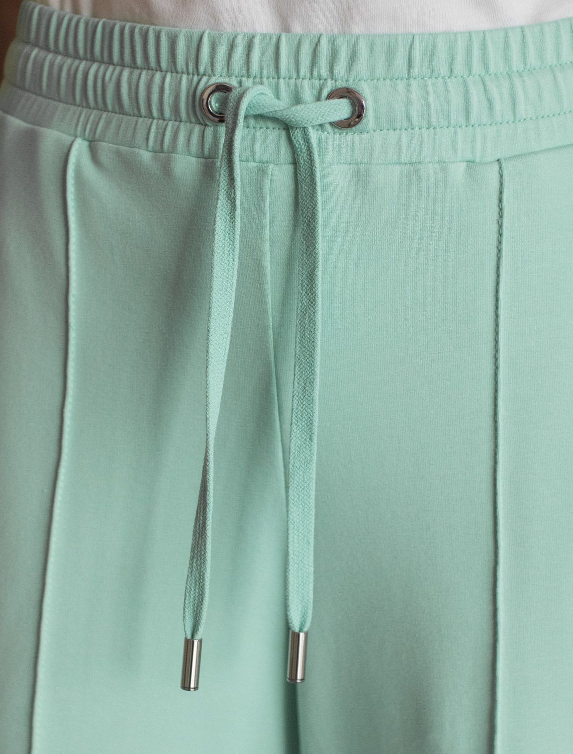 Прямые трикотажные брюки на резинке из футера двухнитки эластичные