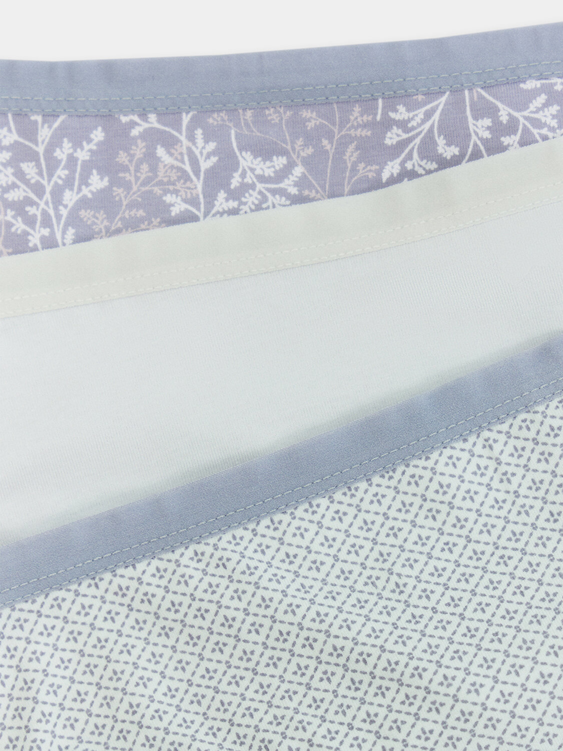 MARK FORMELLE Трусы 412427-3серый орнамент на молочном