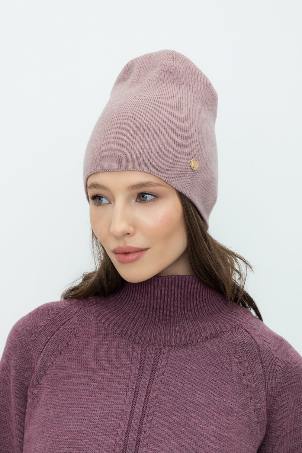 Ст.цена 1265р. VERY NEAT Шапка ЕВ 207/24ш пудра 492770