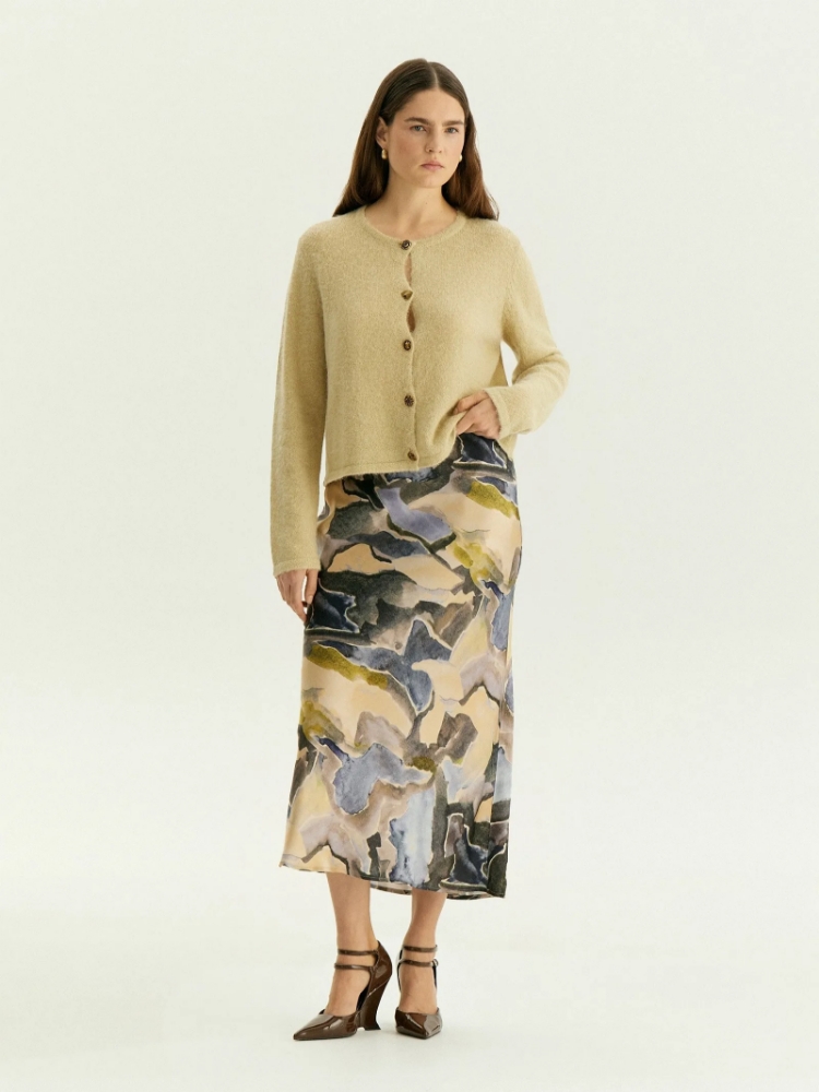 Юбка А-силуэта ,
100% вискоза ,