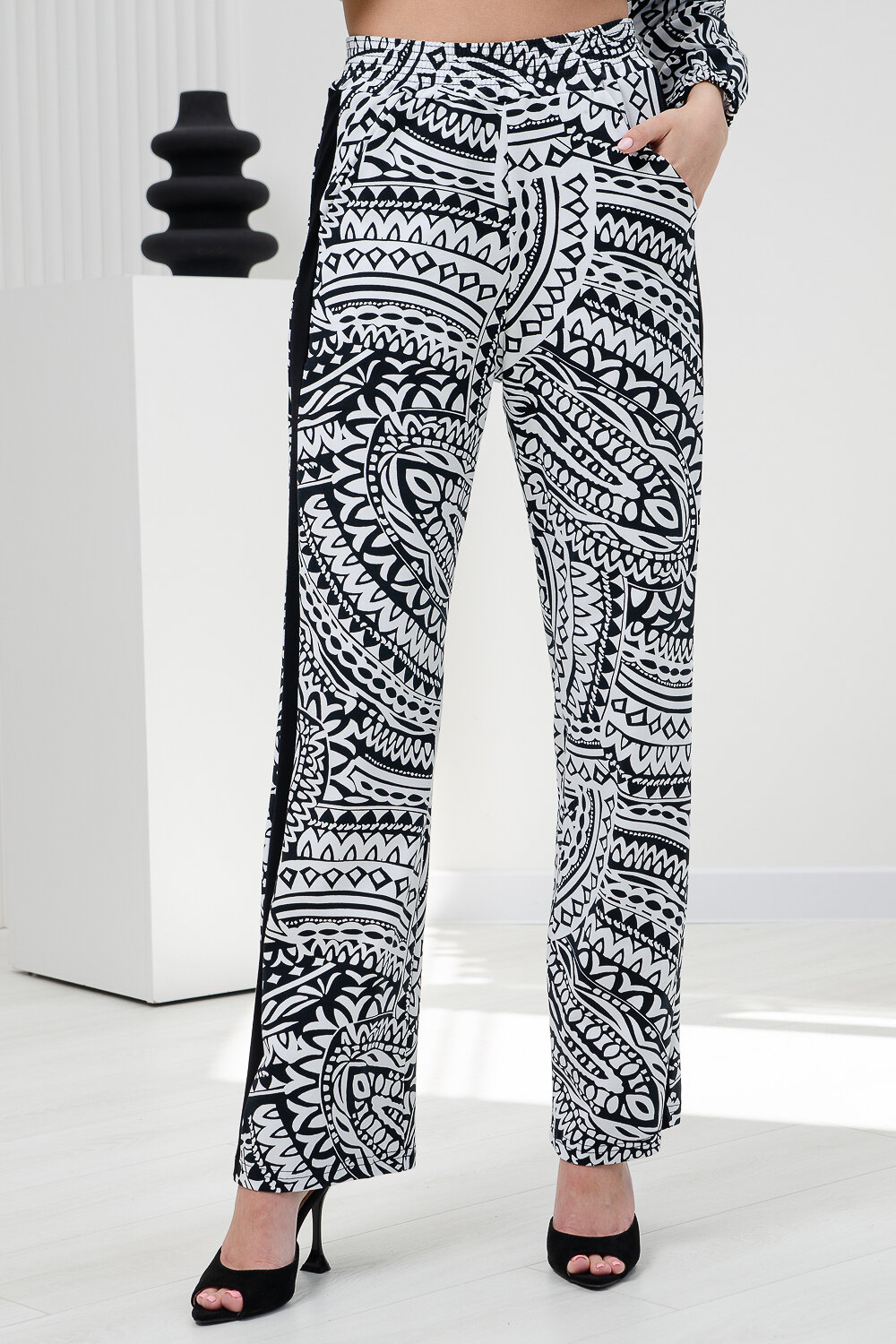 ст. цена1098руб.! 10981098Натали Брюки 8362орнамент