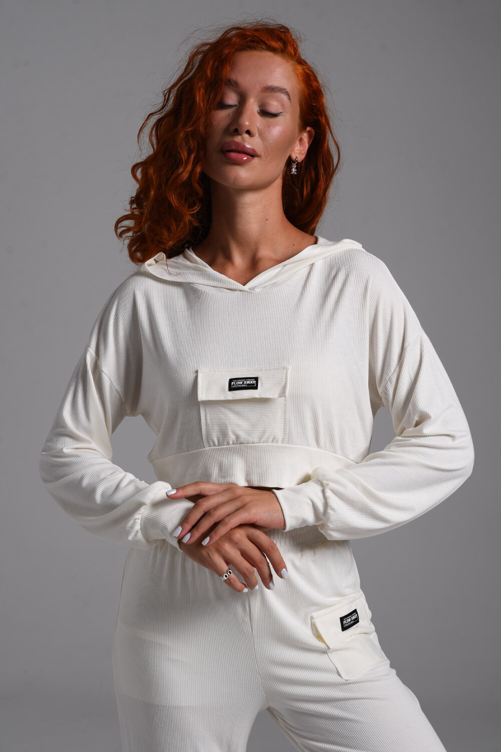 ст. цена894руб.! 894894Натали Толстовка 67137белый