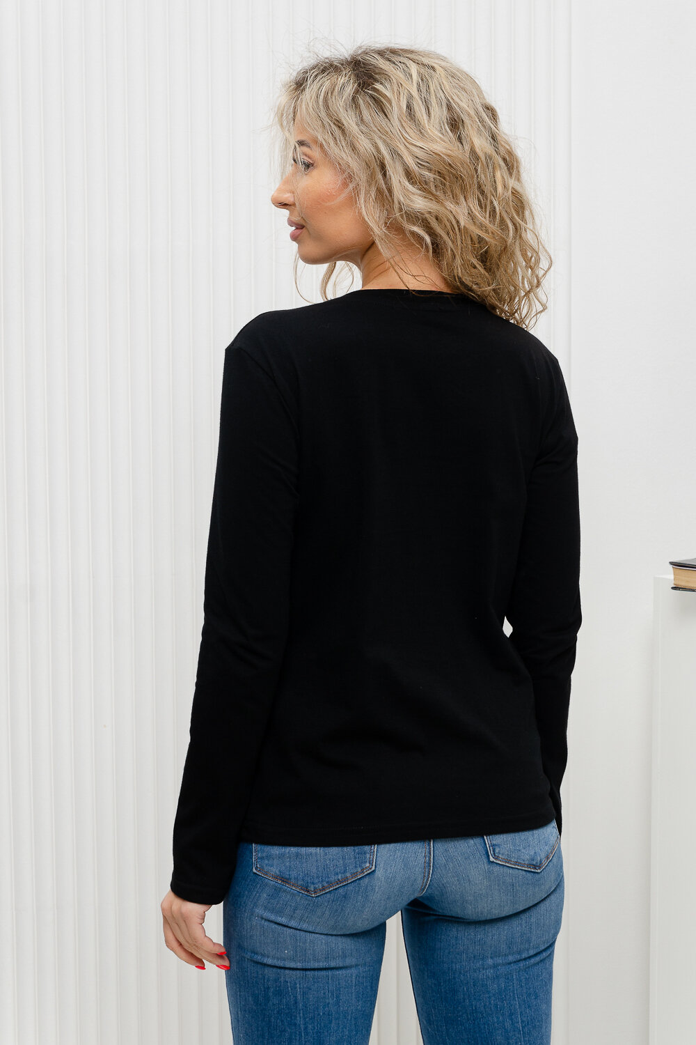 ст. цена774руб.! 774774Натали Лонгслив 70076черный