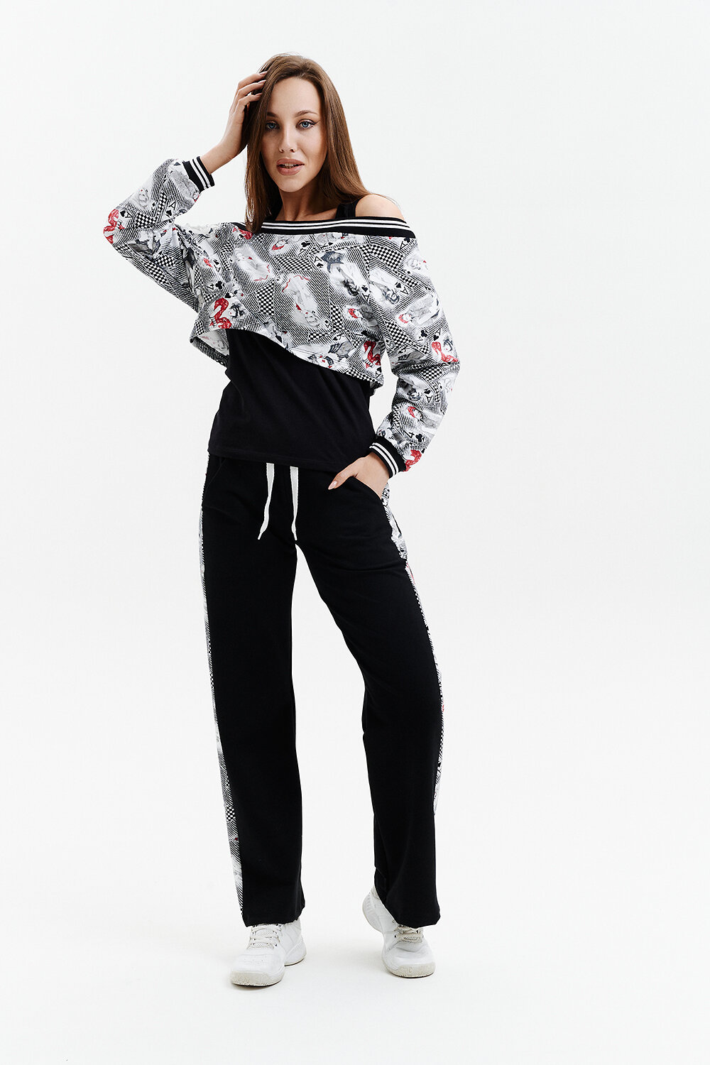 ст. цена1003руб.! 10031003Натали Костюм 67008черный+карты