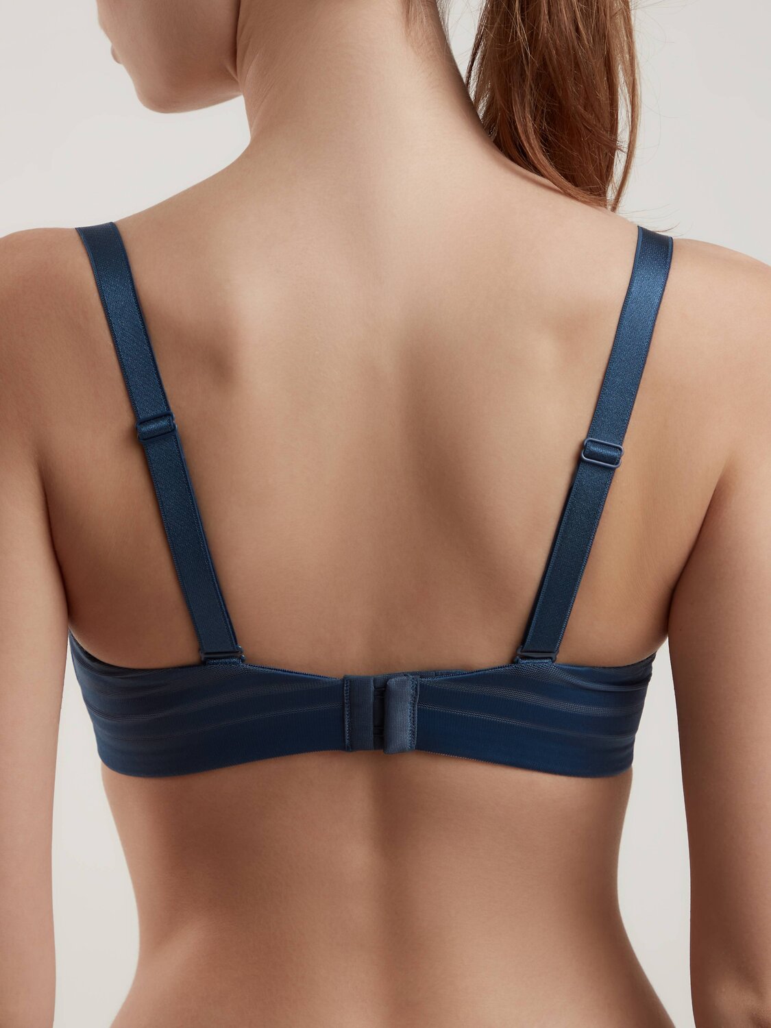 ст. цена1900руб.! Conte elegant Бюстгальтер SPORT GLAM RB8044маренго