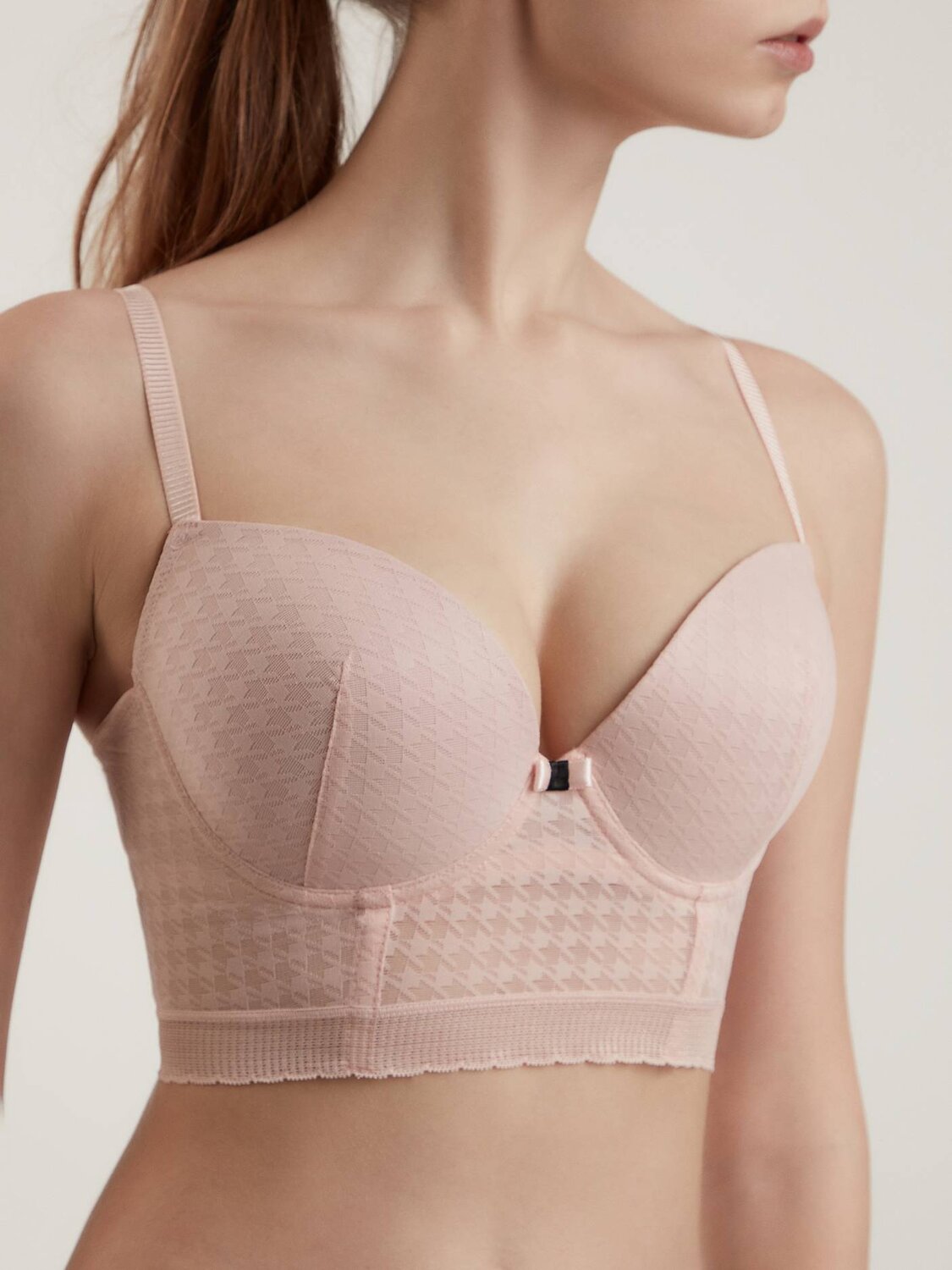 ст. цена1995руб.! Conte elegant Бюстгальтер BODY COUTURE RB3116камея