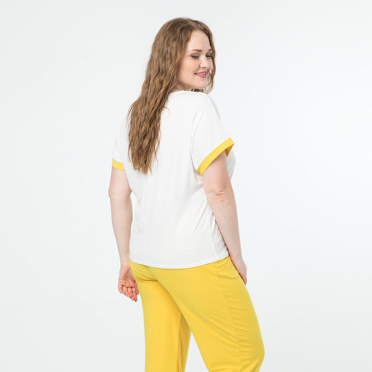 ст. цена1900руб.! Костюм, трикотаж, блуза, брюки, желтый