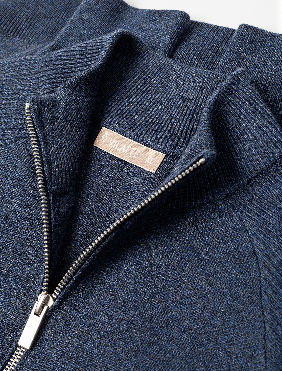 Джемпер тонкой вязки из хлопка на молни