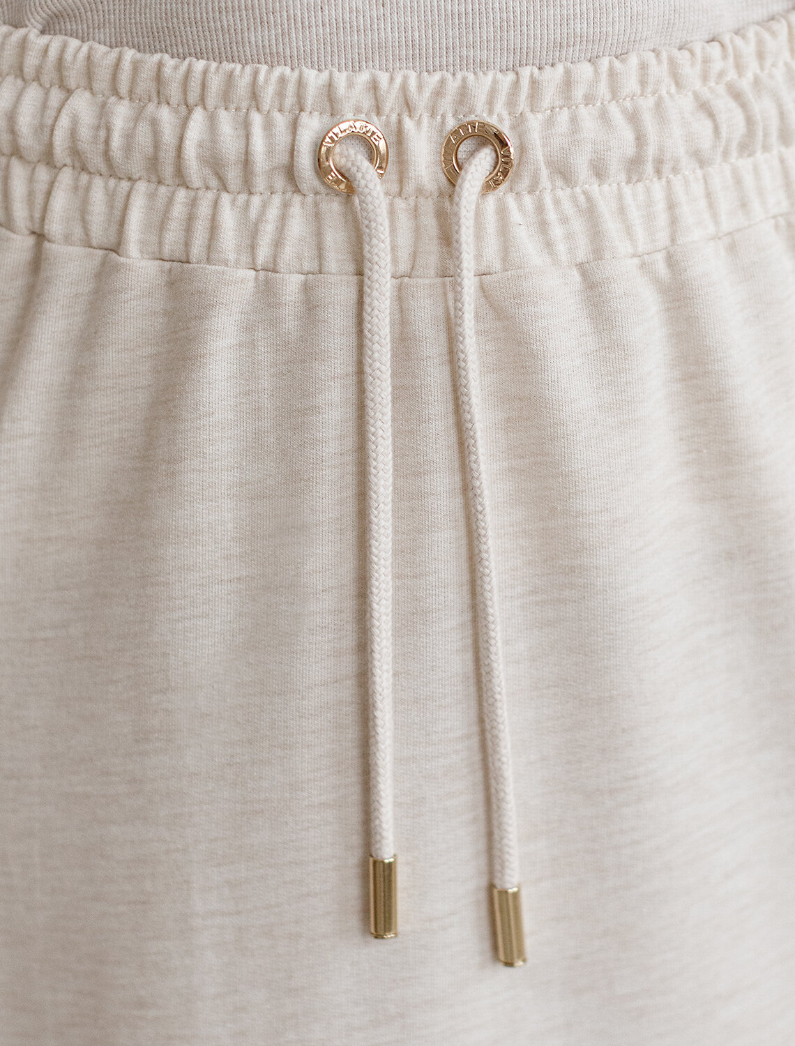 ст. цена1690руб.! VILATTE Юбка D46.036сафари