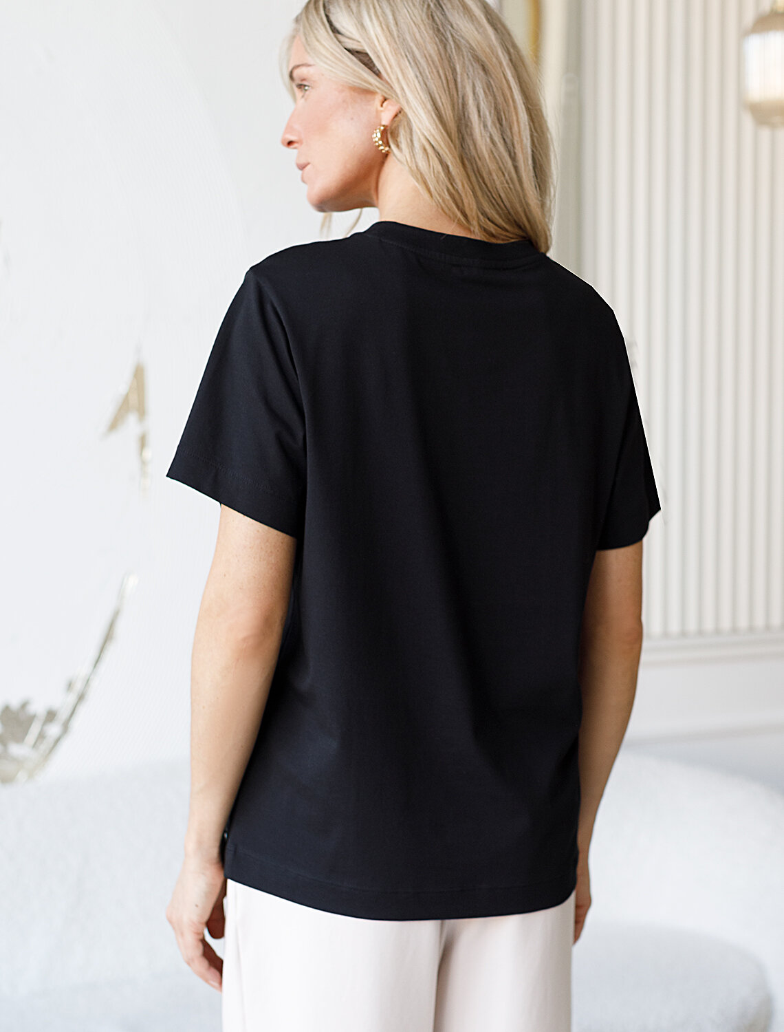 ст. цена1490руб.! VILATTE Футболка D49.098черный_лабиринт