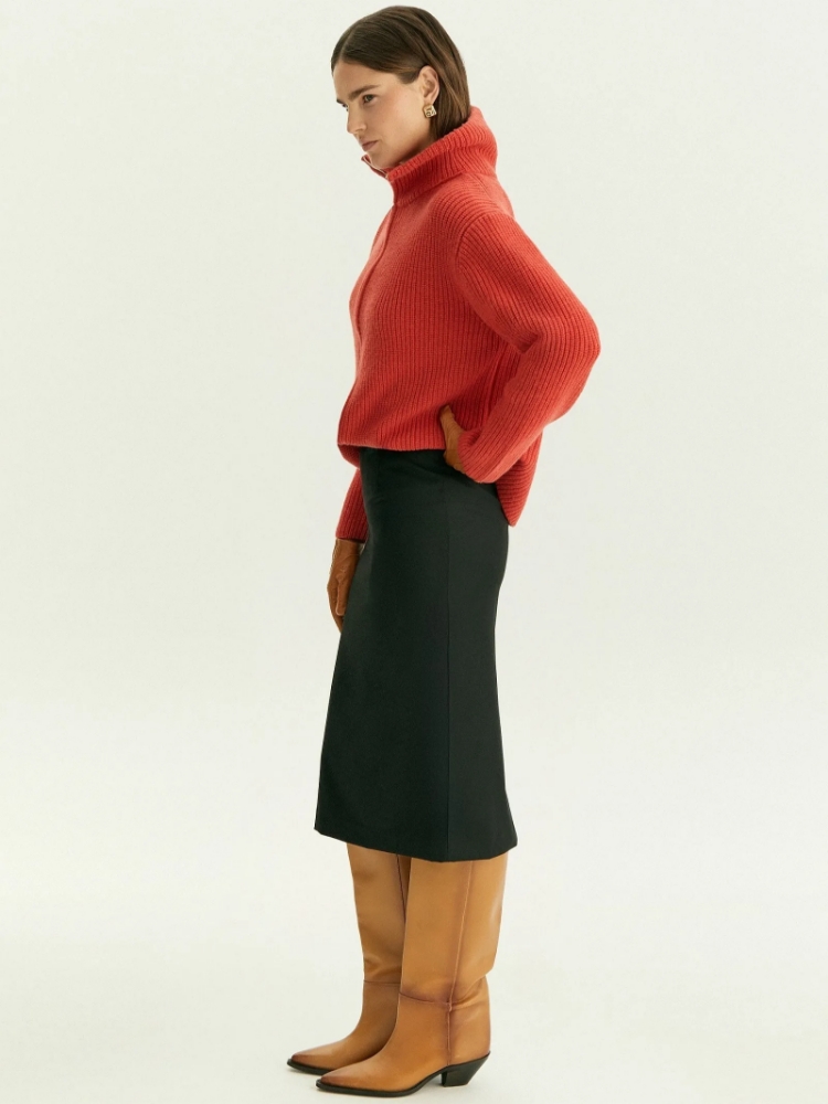 Свитер на молнии ,
70% шерсть, 30% нейлон ,