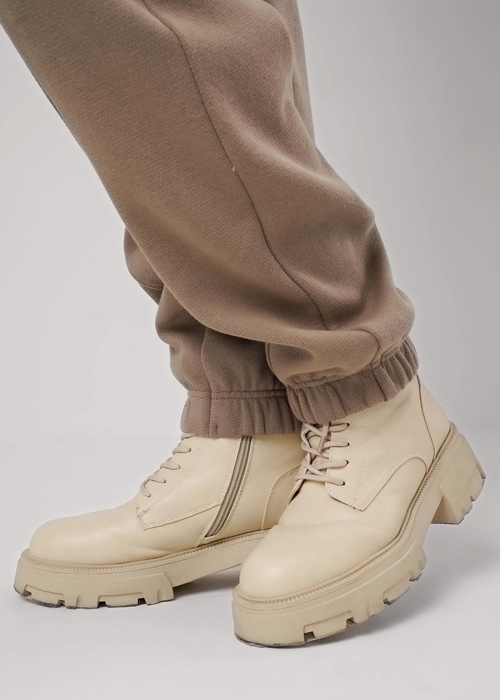 Ст.цена 2560р CLE 157011/185вл Брюки женские 157011/185вл бежевый