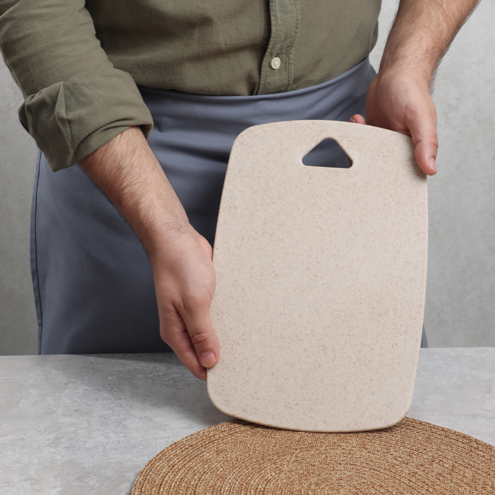 Доска разделочная 30*20*0,45см пластиковая