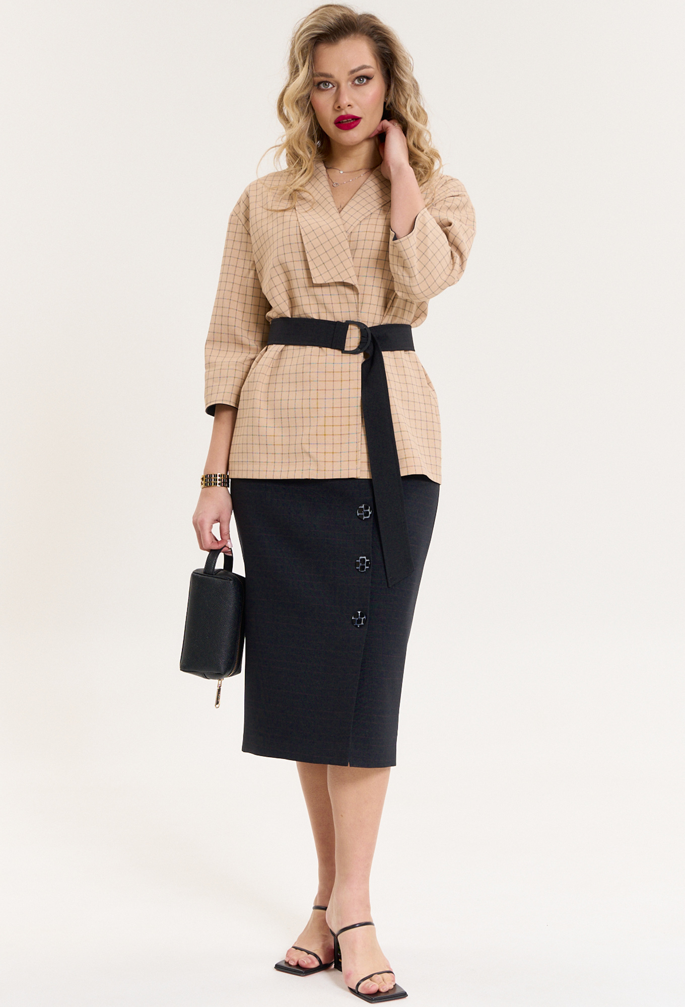 ст. цена3499руб.! Комплект Anastasia 1081 бежево-черный