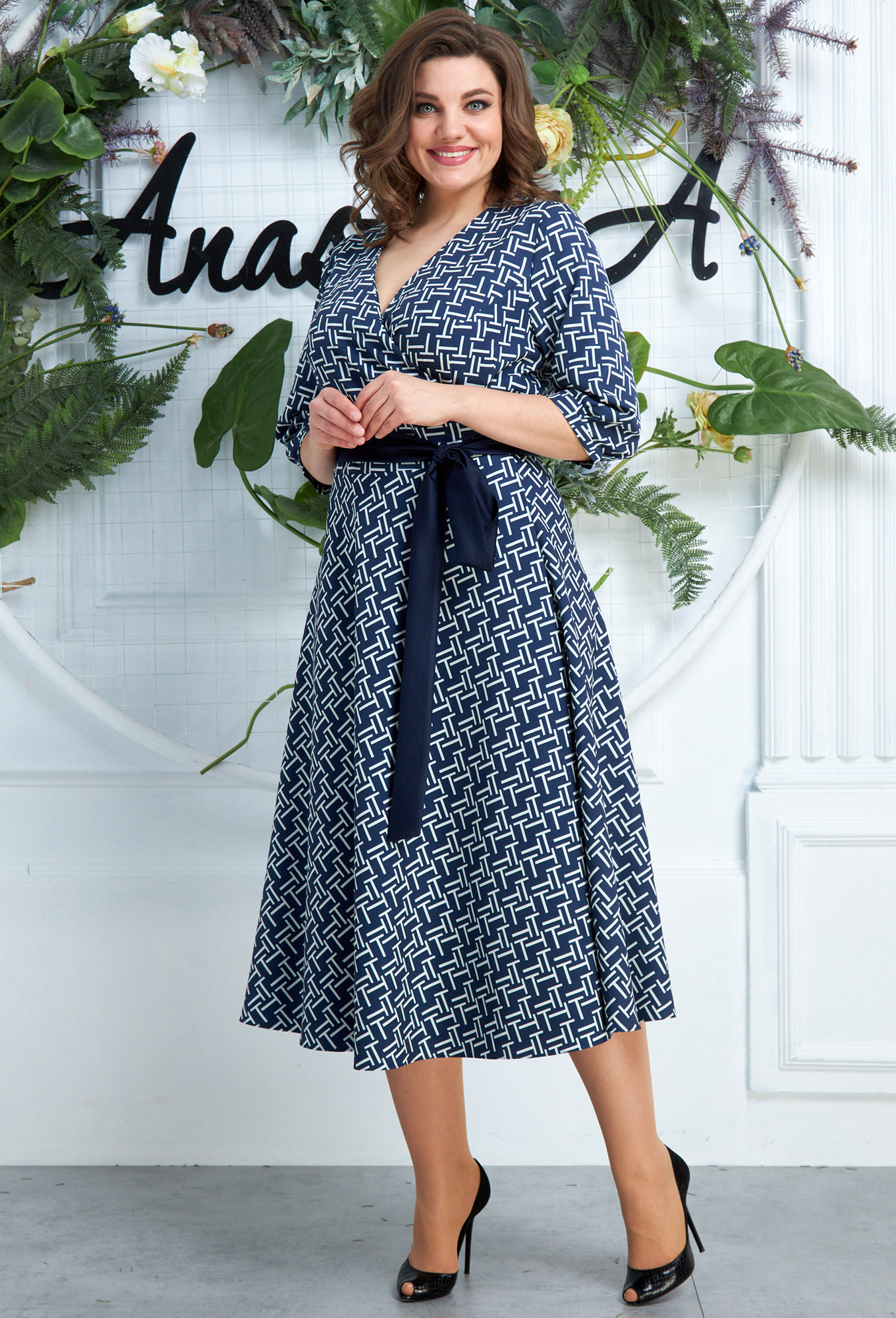 ст. цена2499руб.! Платье Anastasia 562 синий