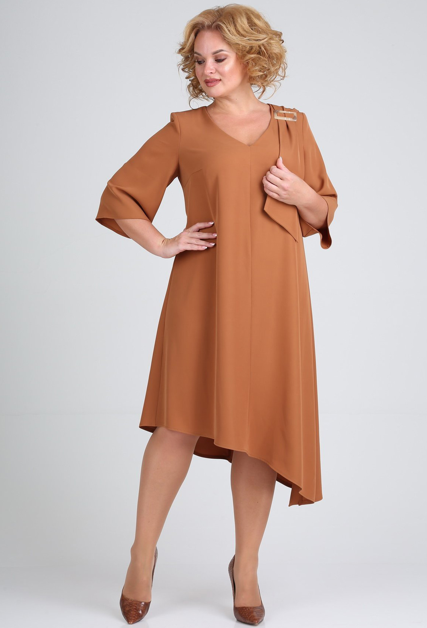 ст. цена2499руб.! Платье Diamant 1714 коричневый