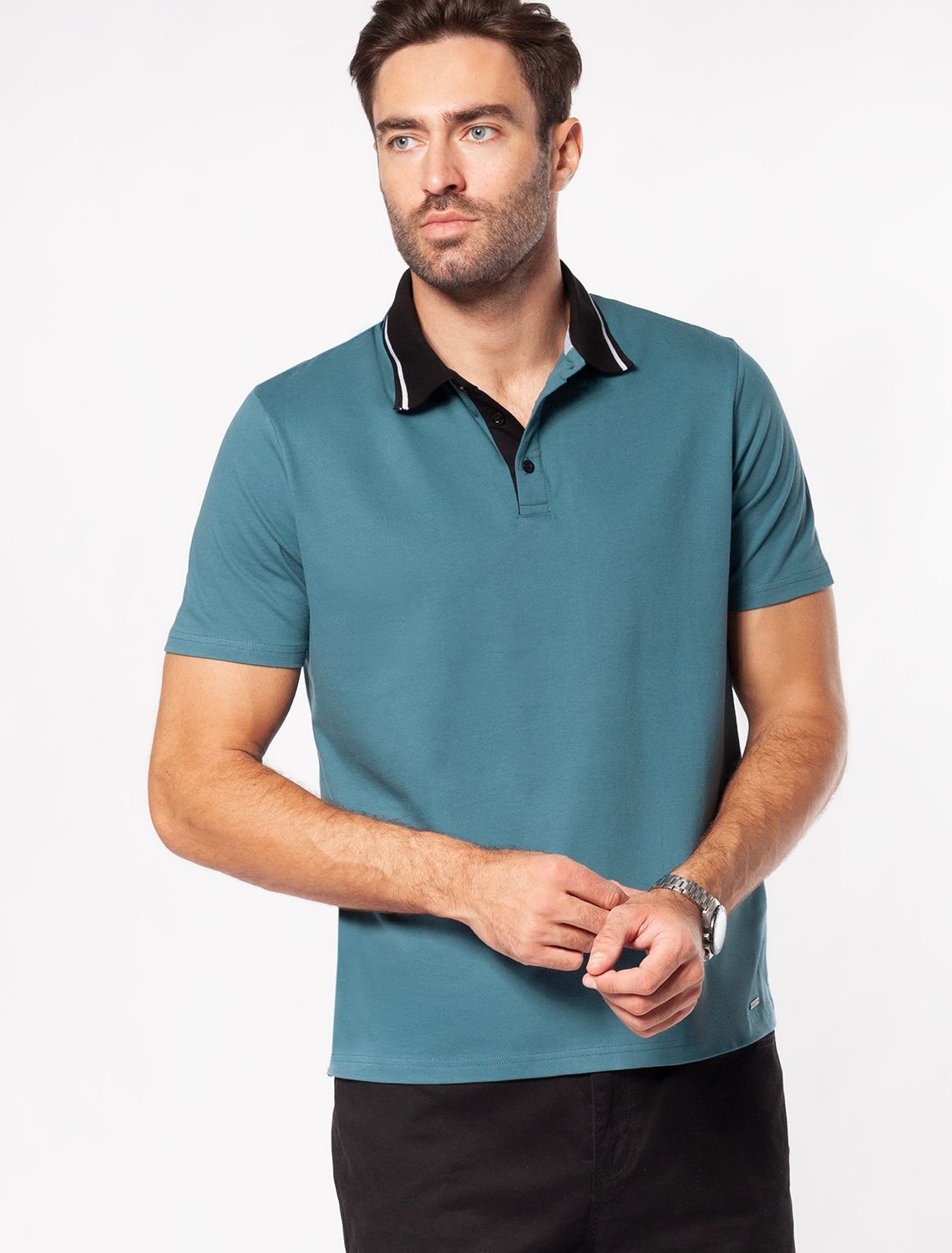 Футболка-поло из трикотажа