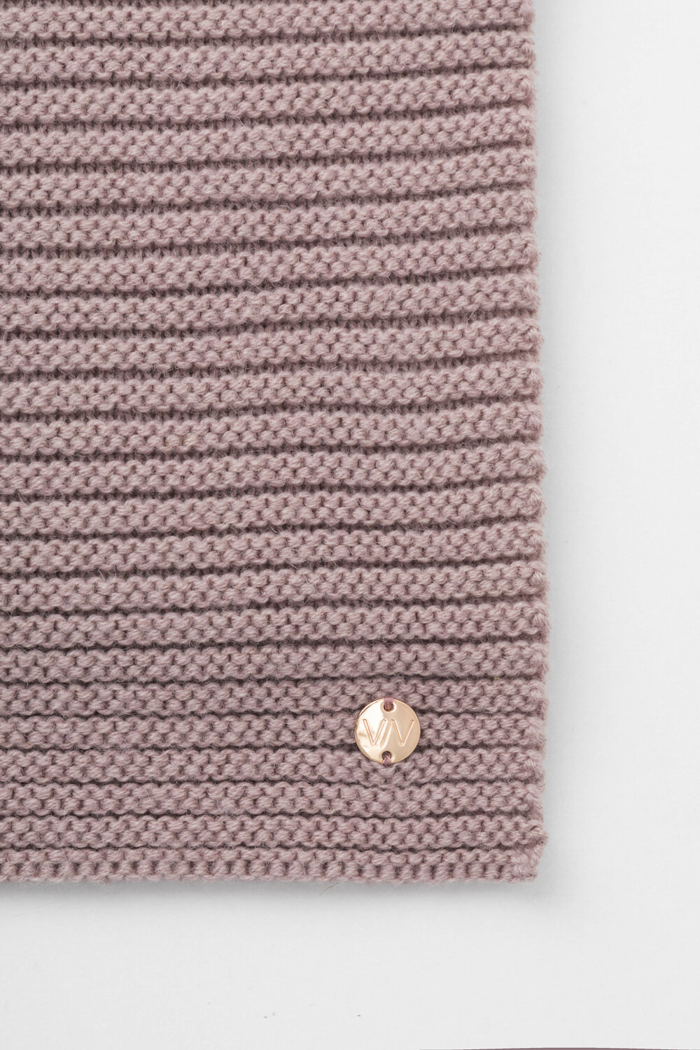 ст. цена1705руб.! VERY NEAT Шарф ЕВ 28001/24шпудра