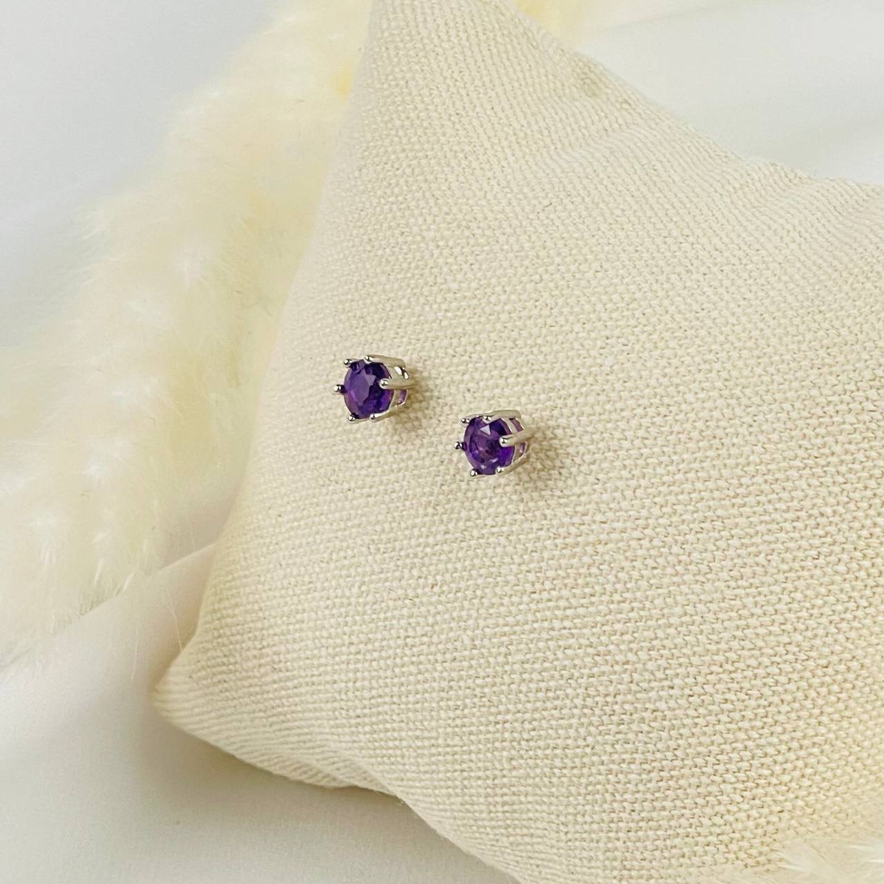 Радуга Самоцветов Серьги- пусеты с Аметистом