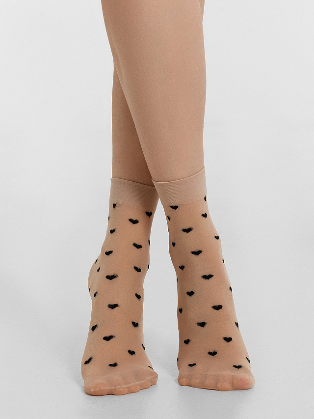 Женские высокие полиамидные носки в сердечко