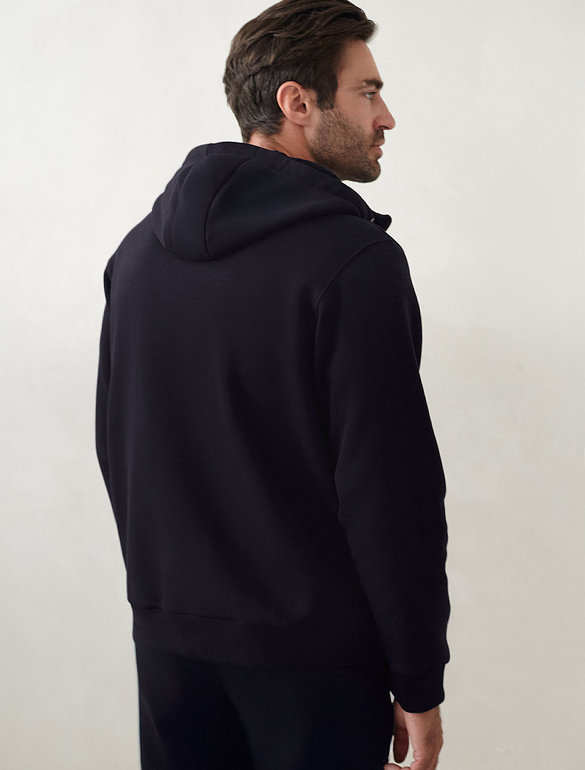 ст. цена3990руб.! VILATTE Джемпер U49.037