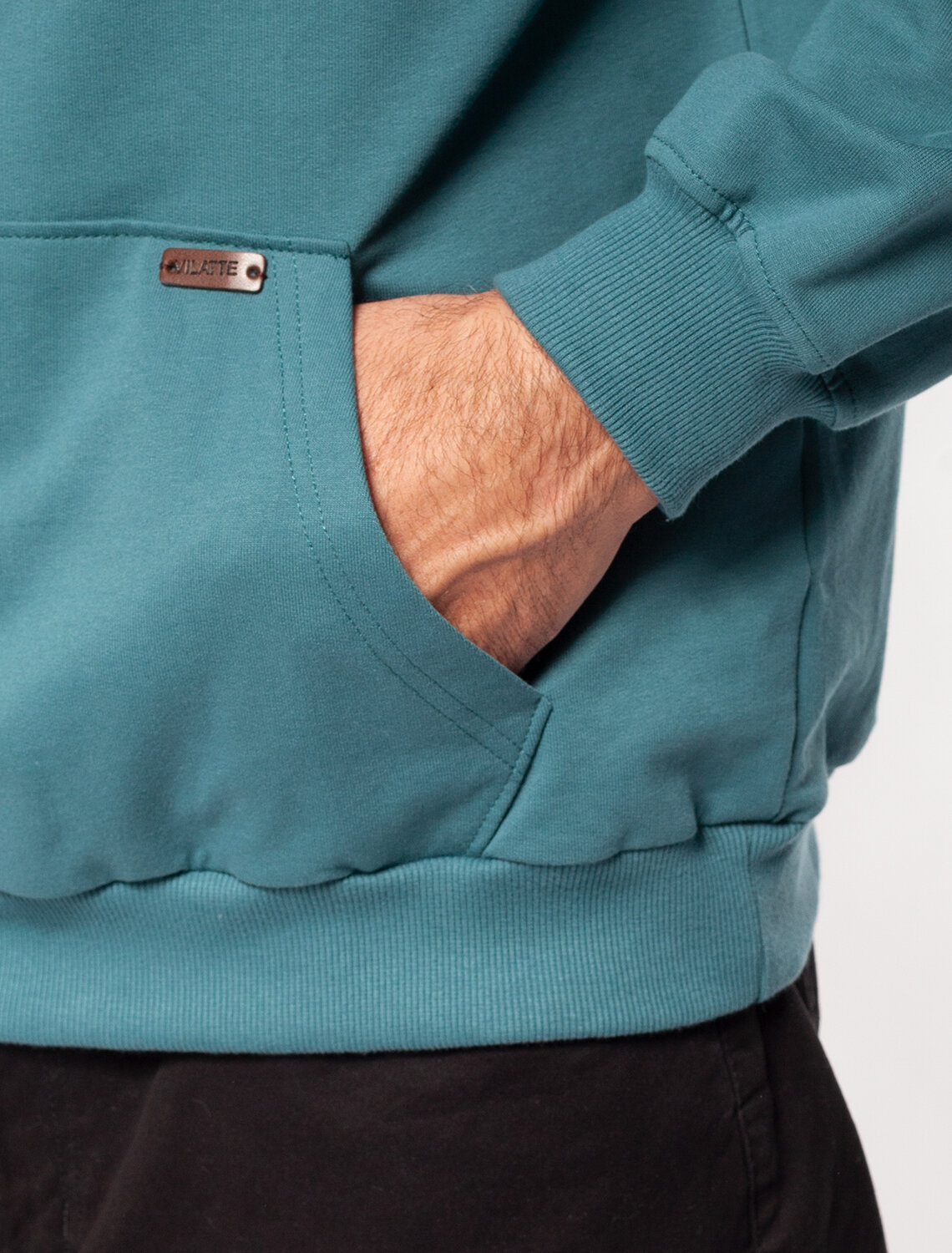 ст. цена1750руб.! VILATTE Джемпер U49.005