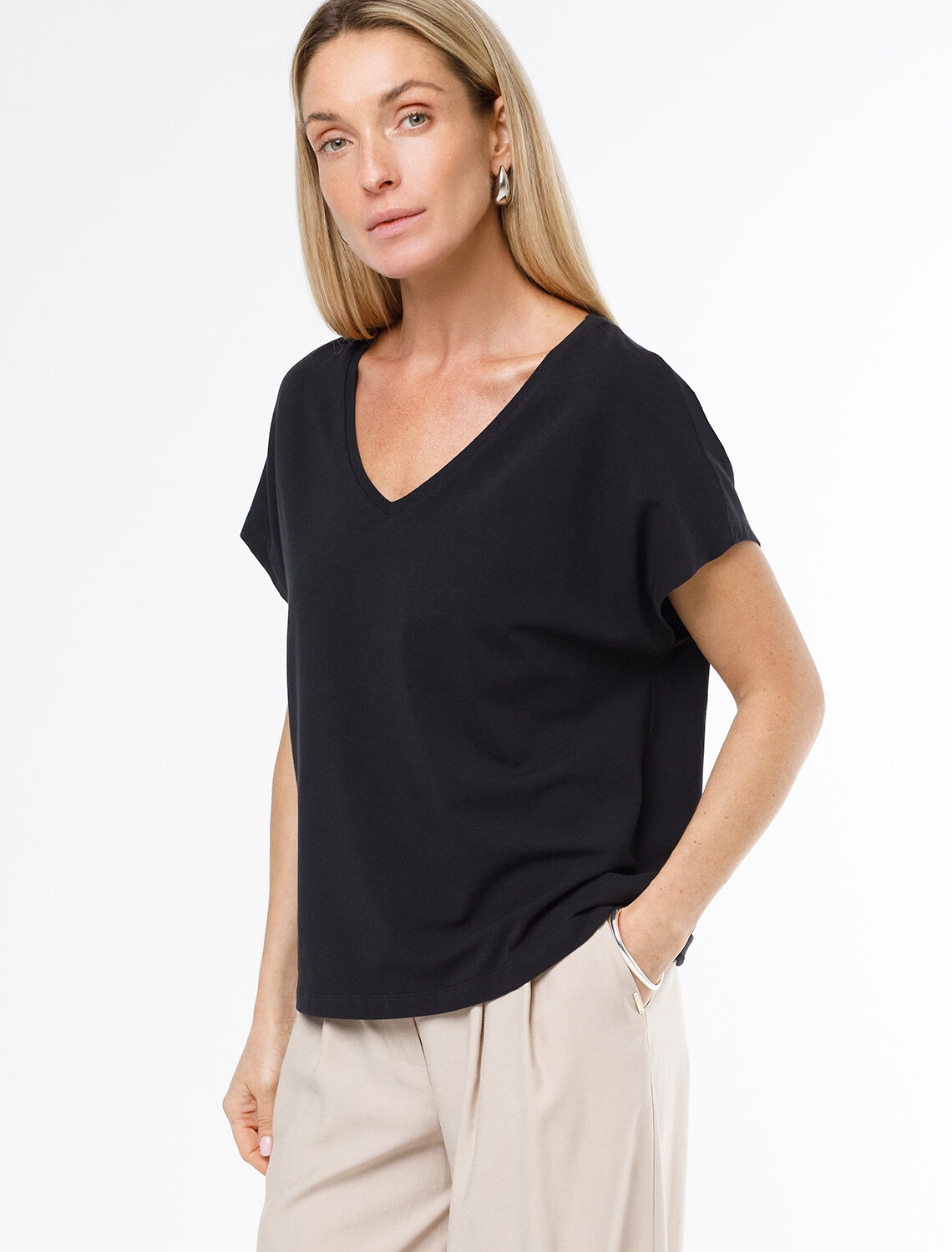 ст. цена1250руб.! VILATTE Футболка D49.921черный