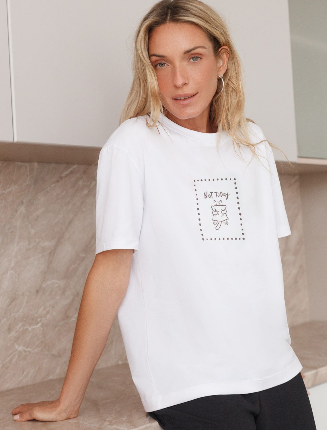 Ст.цена 1190р Футболка с принтом свободная эластичная из премиального хлопка D49.136 белый_not today