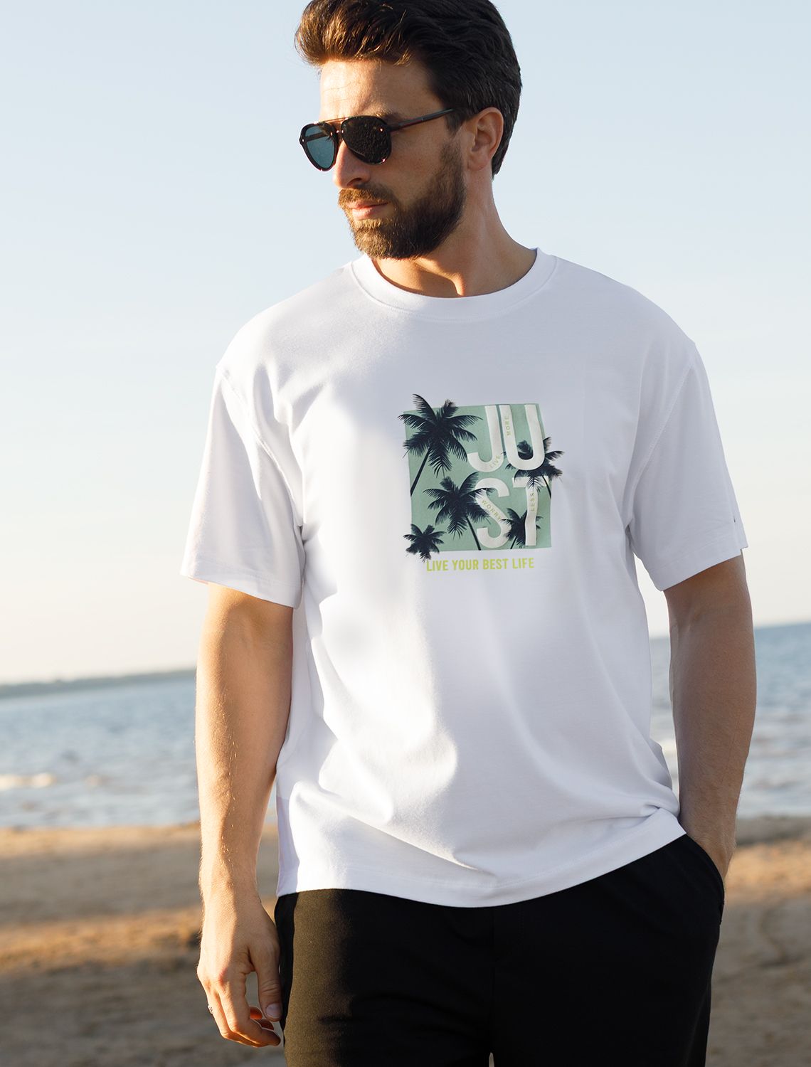 Ст.цена 1190р Свободная футболка с авторским принтом U49.048 белый_just