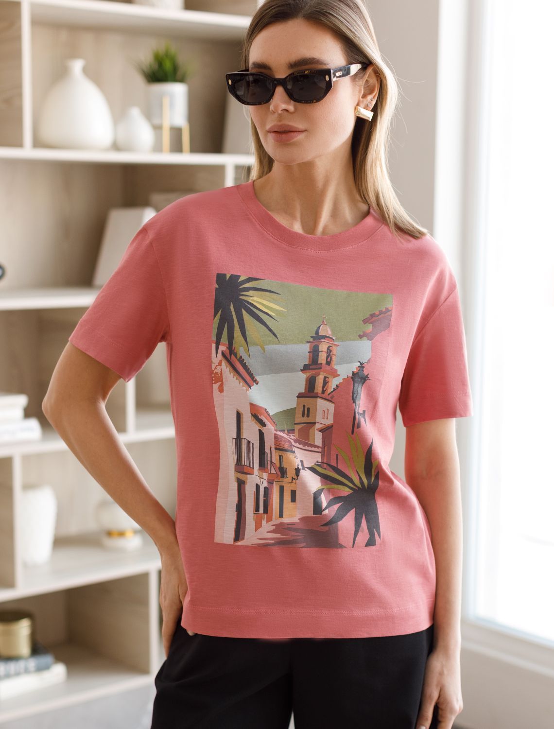 Ст.цена 1490р Футболка из фактурного полотна с авторским принтом D49.071 терракотовый_Spain