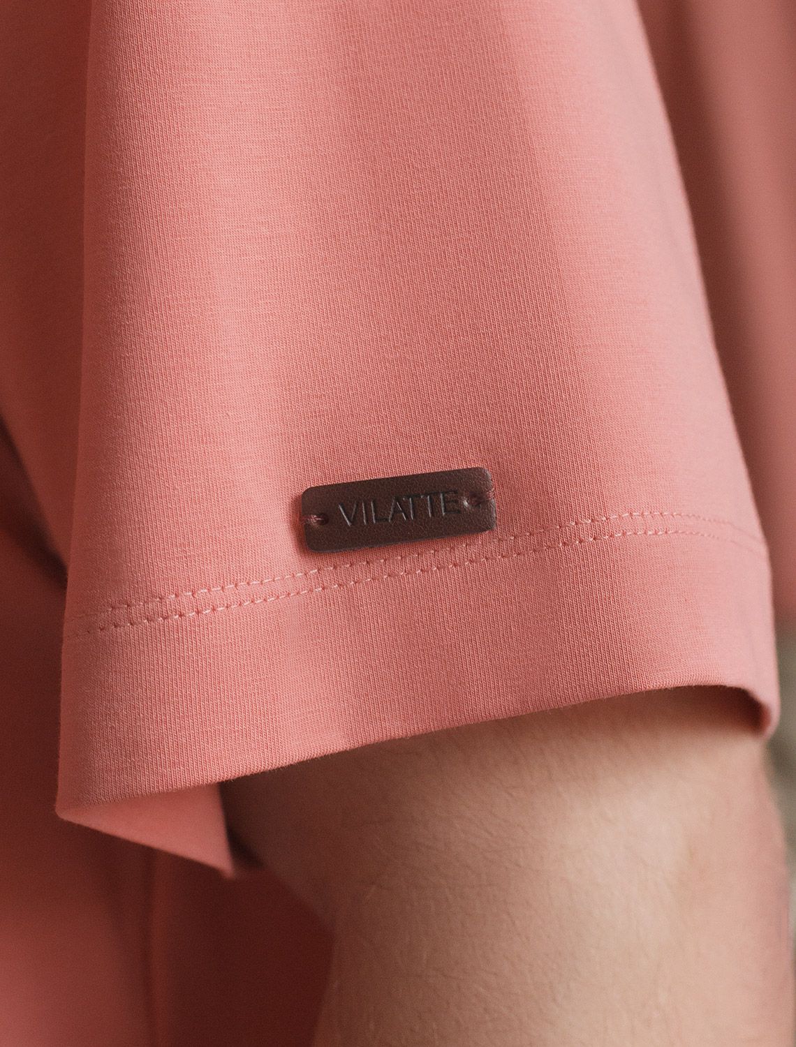 Ст.цена 1190р Свободная футболка с авторским принтом U49.048 коралловый_ready for paradise