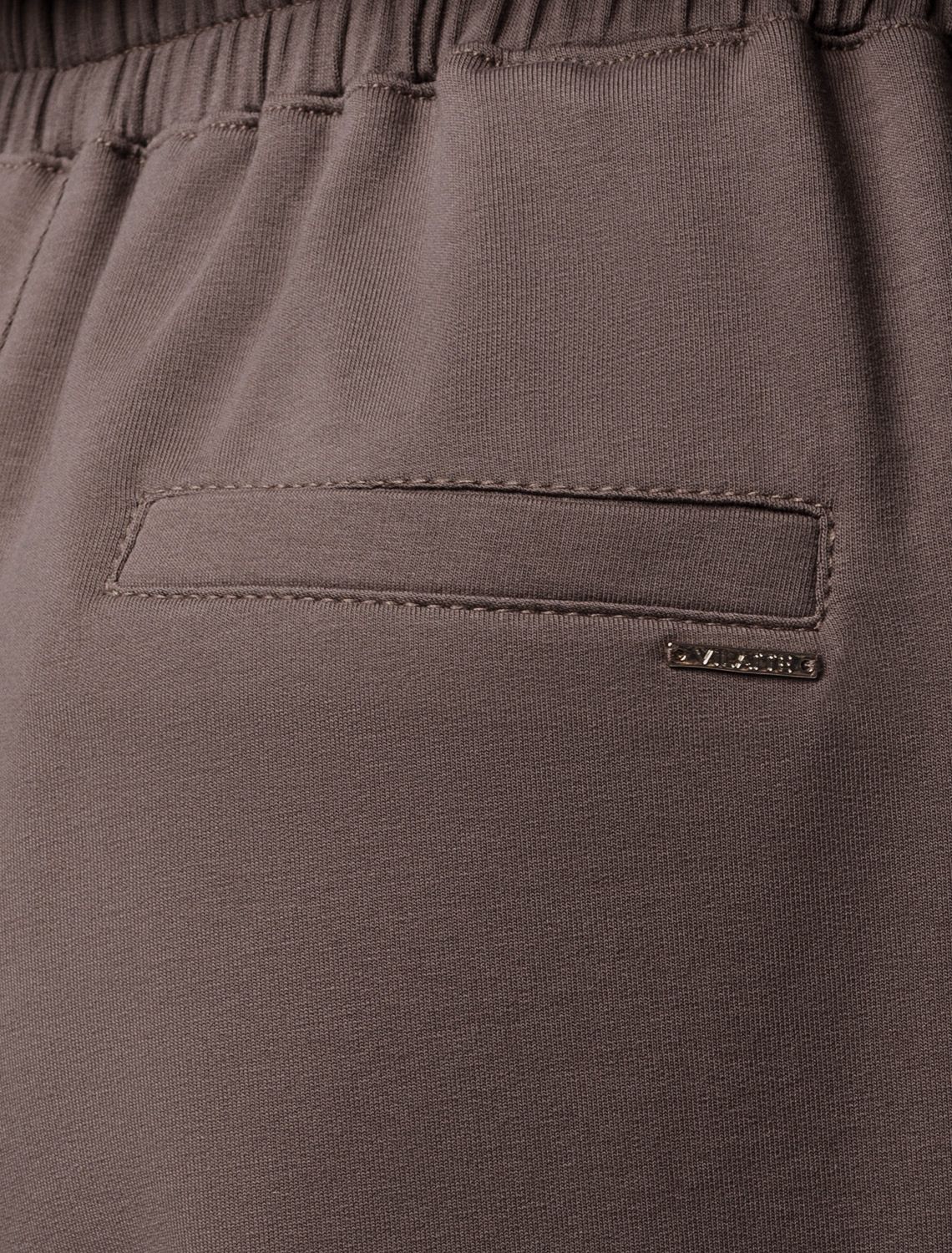 Ст.цена 1790р Шорты из тонкого премиального футера с эластаном D48.010 кофейный