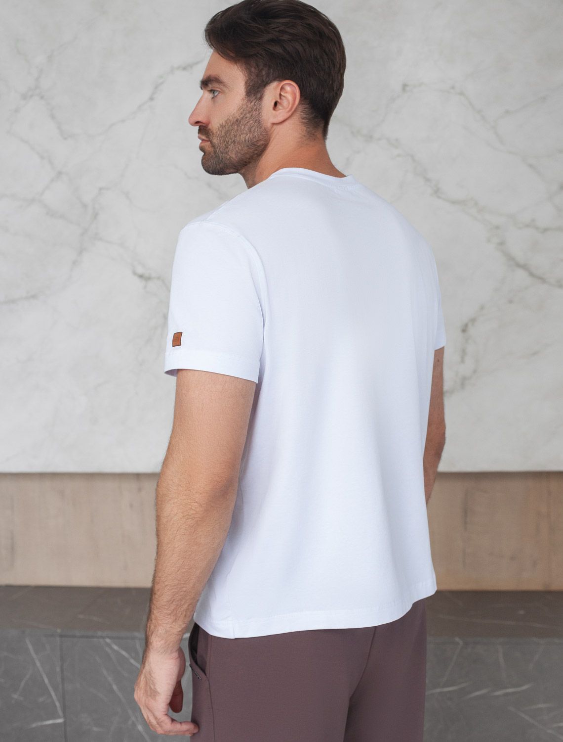 Ст.цена 1190р Футболка из премиального хлопка с авторским принтом U49.045 белый_wanderlust