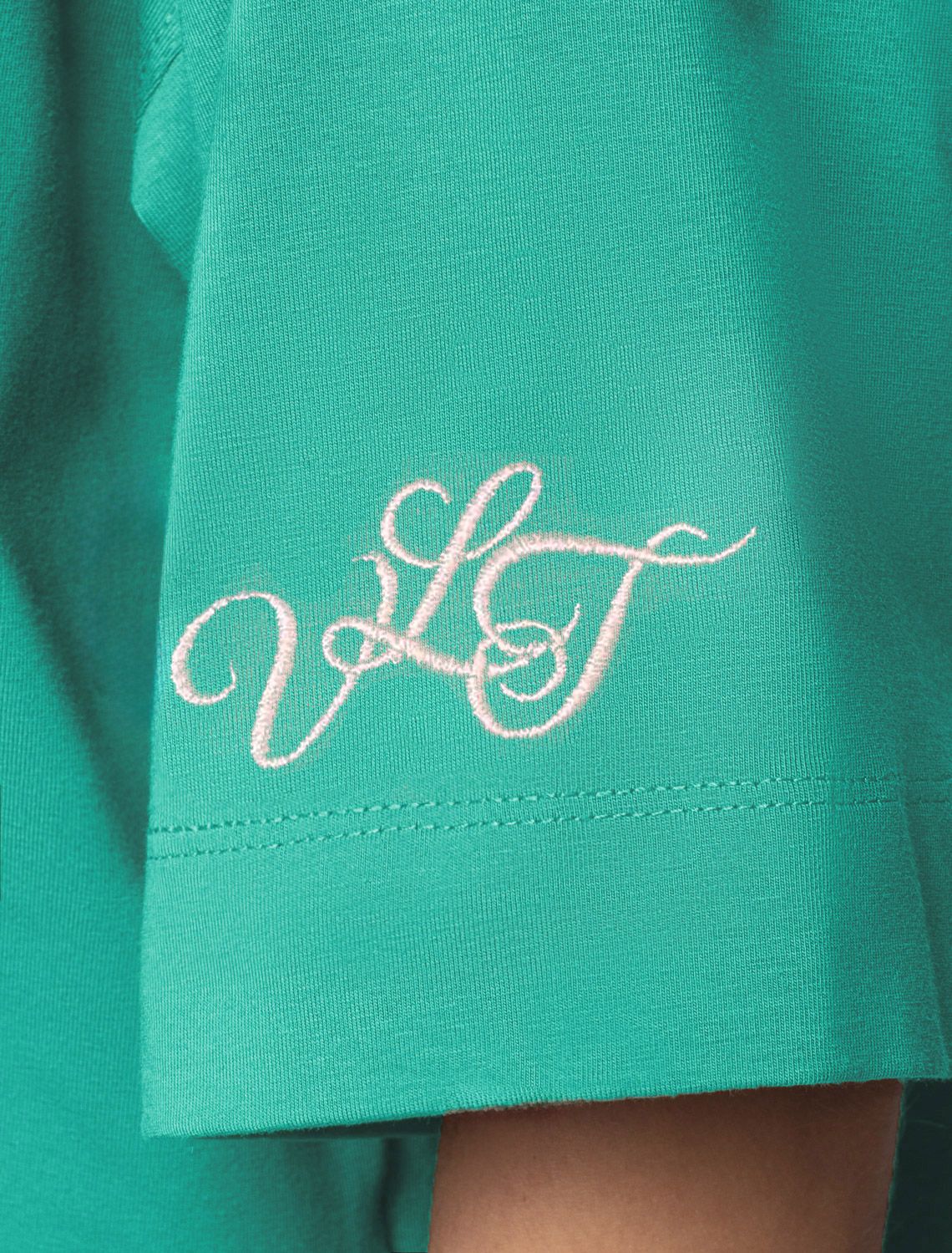 Ст.цена 1690р Платье из премиального хлопка с вышивкой на рукаве D42.090 лазурный