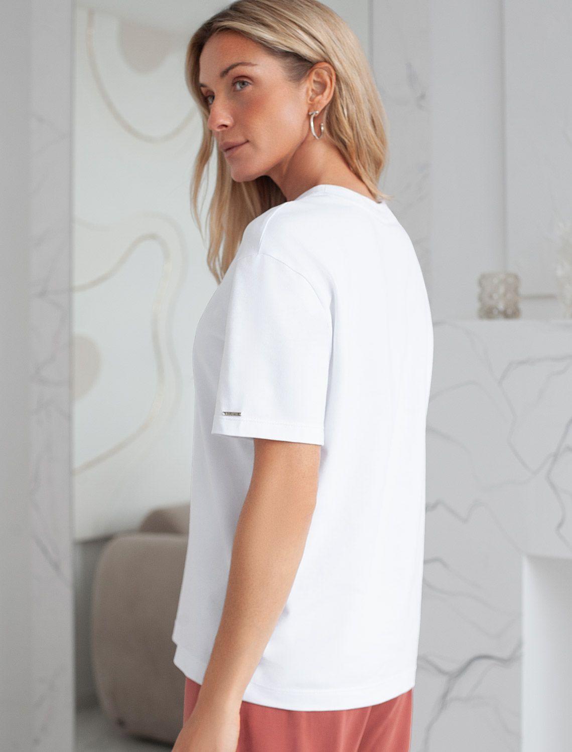 Ст.цена 1250р Футболка с принтом свободная эластичная из премиального хлопка D49.136 белый_wings