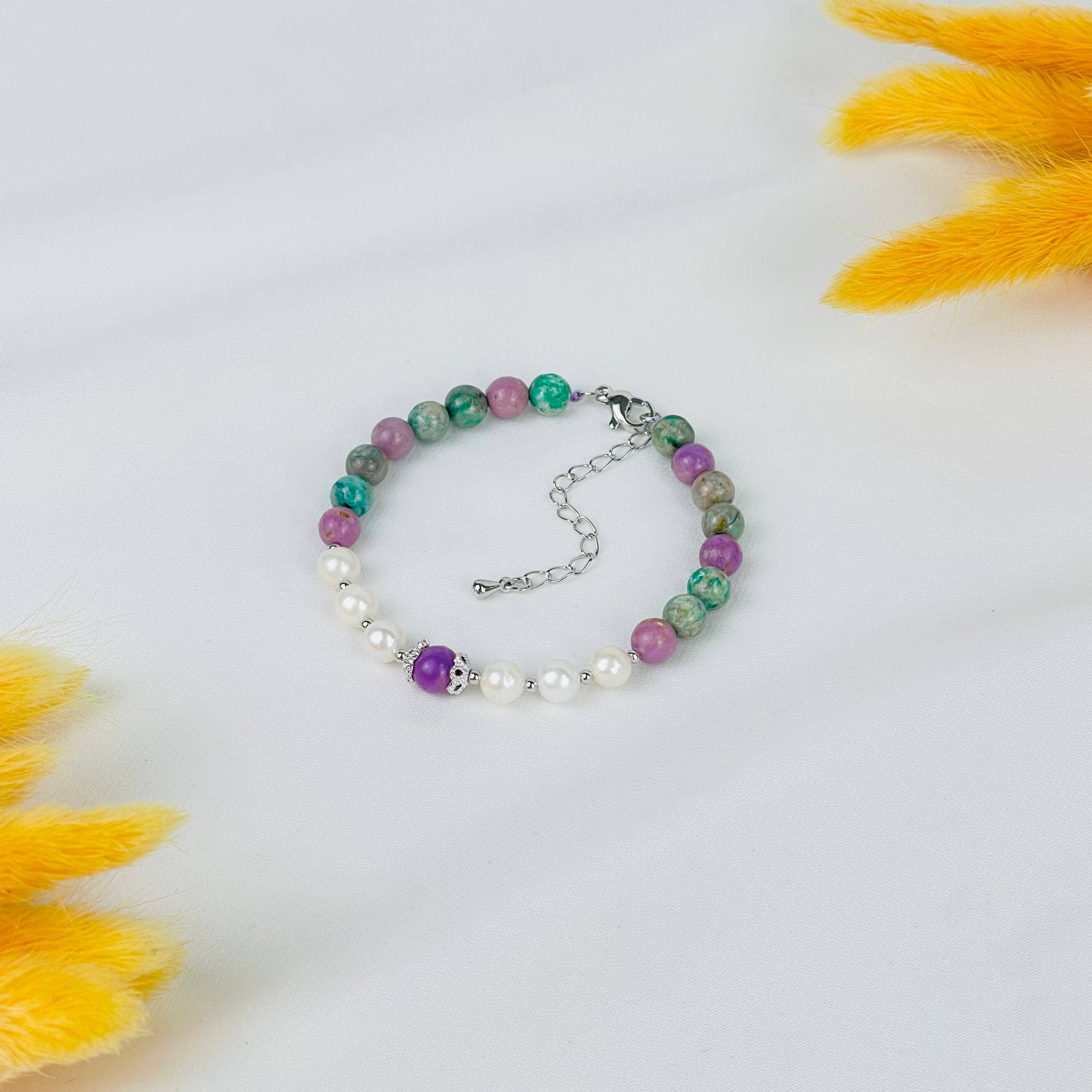 Радуга Самоцветов Браслет из Фосфосидерита, Варисцита и Жемчуга