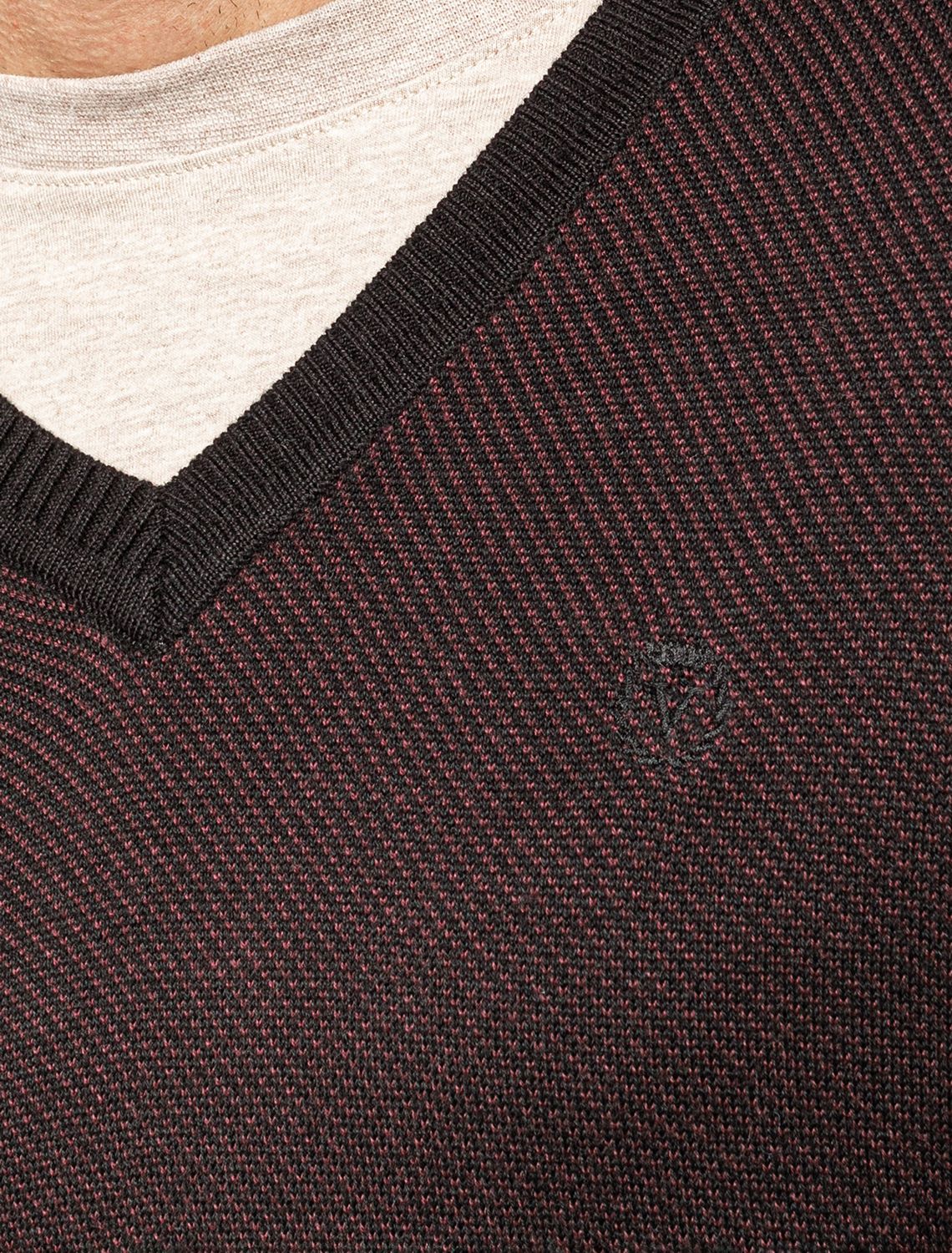 Джемпер фактурной вязки