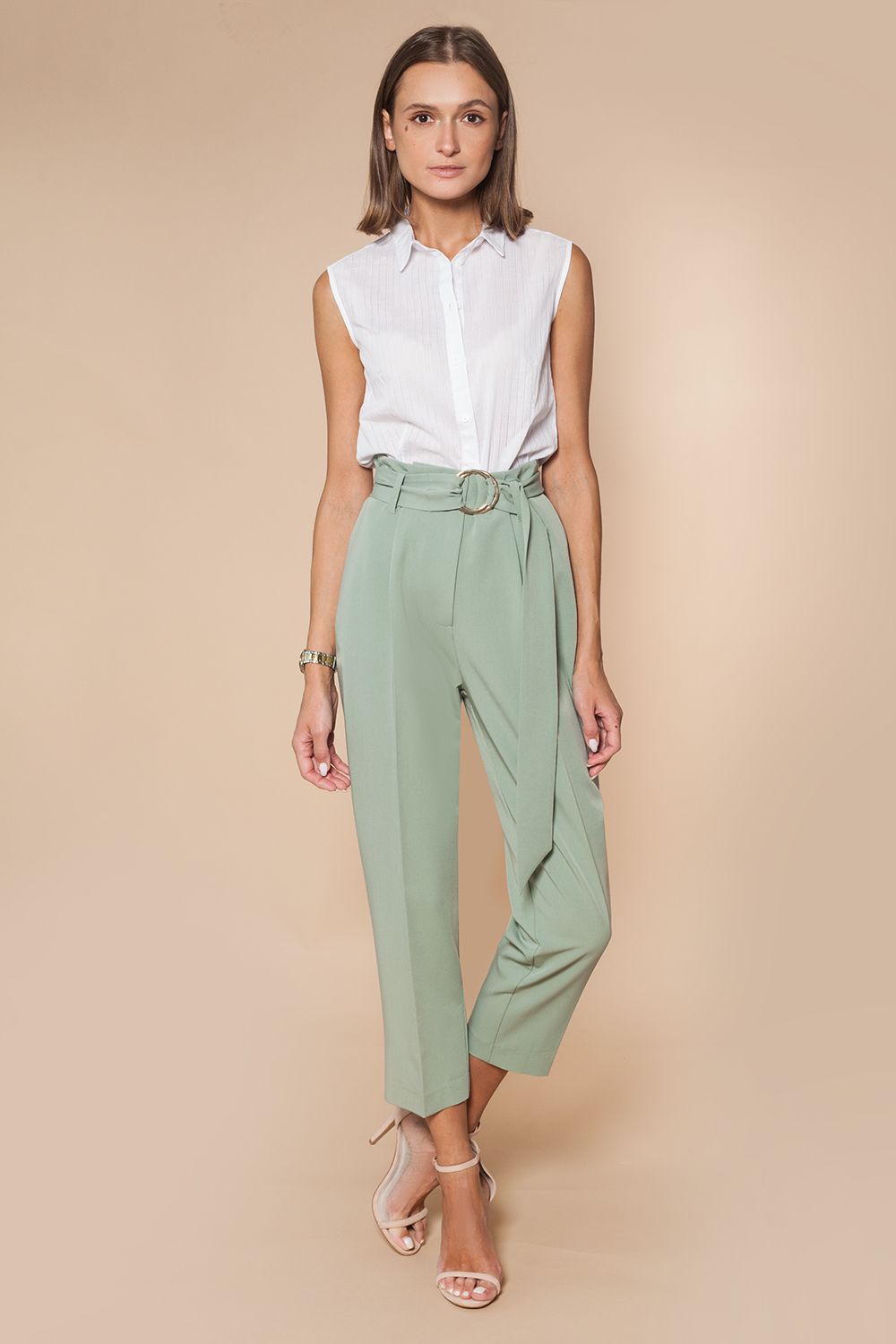 Ст.цена 1490р Базовая блузка из легкого хлопка с плетеной полосой D29.653 белый