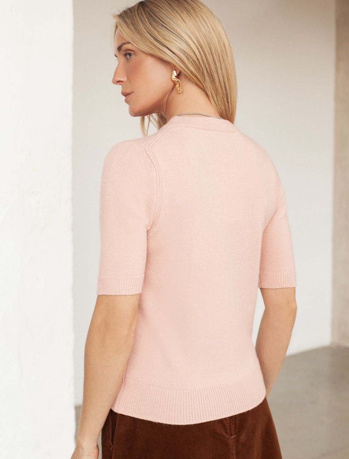 Ст.цена 1950р Джемпер из пряжи с кашемиром D39.358 пудровый