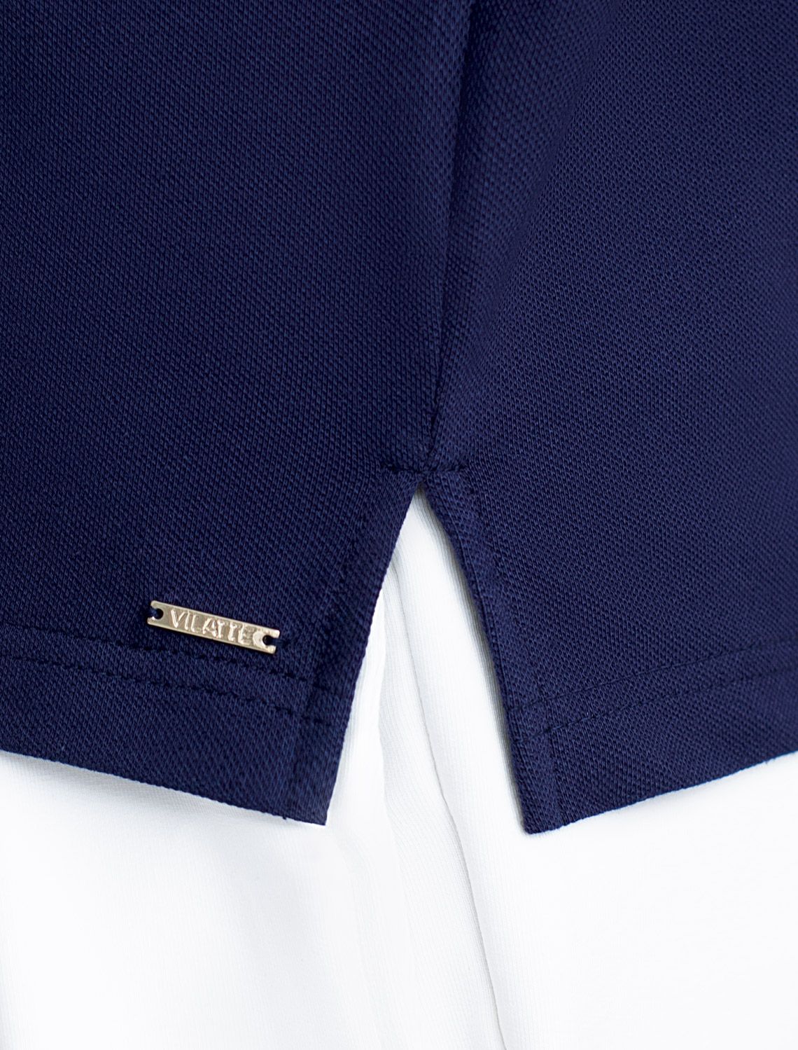 Футболка-поло из фактурного трикотажа D49.010 т.синий