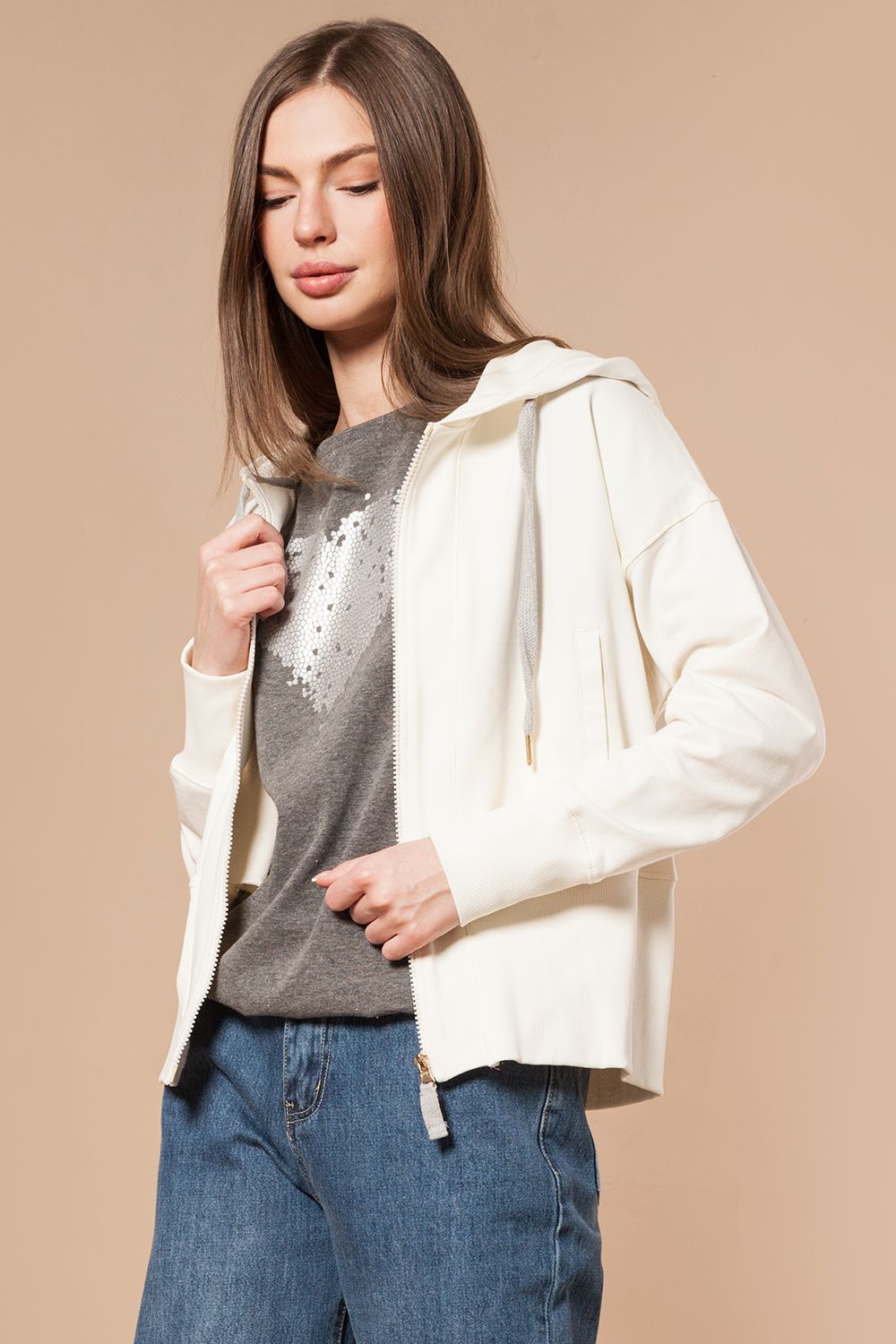 Ст.цена 1690р Худи на молнии с золотистой фурнитурой D49.712 молочный