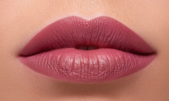 147 р! Жидкая матовая губная помада Stay. True, тон розово-пурпурный