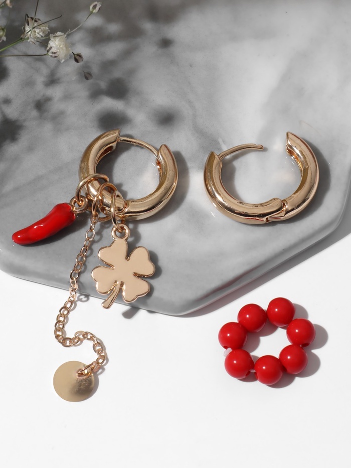 Серьги со съёмным элементом «Трансформер» клевер, цвет красный в золоте