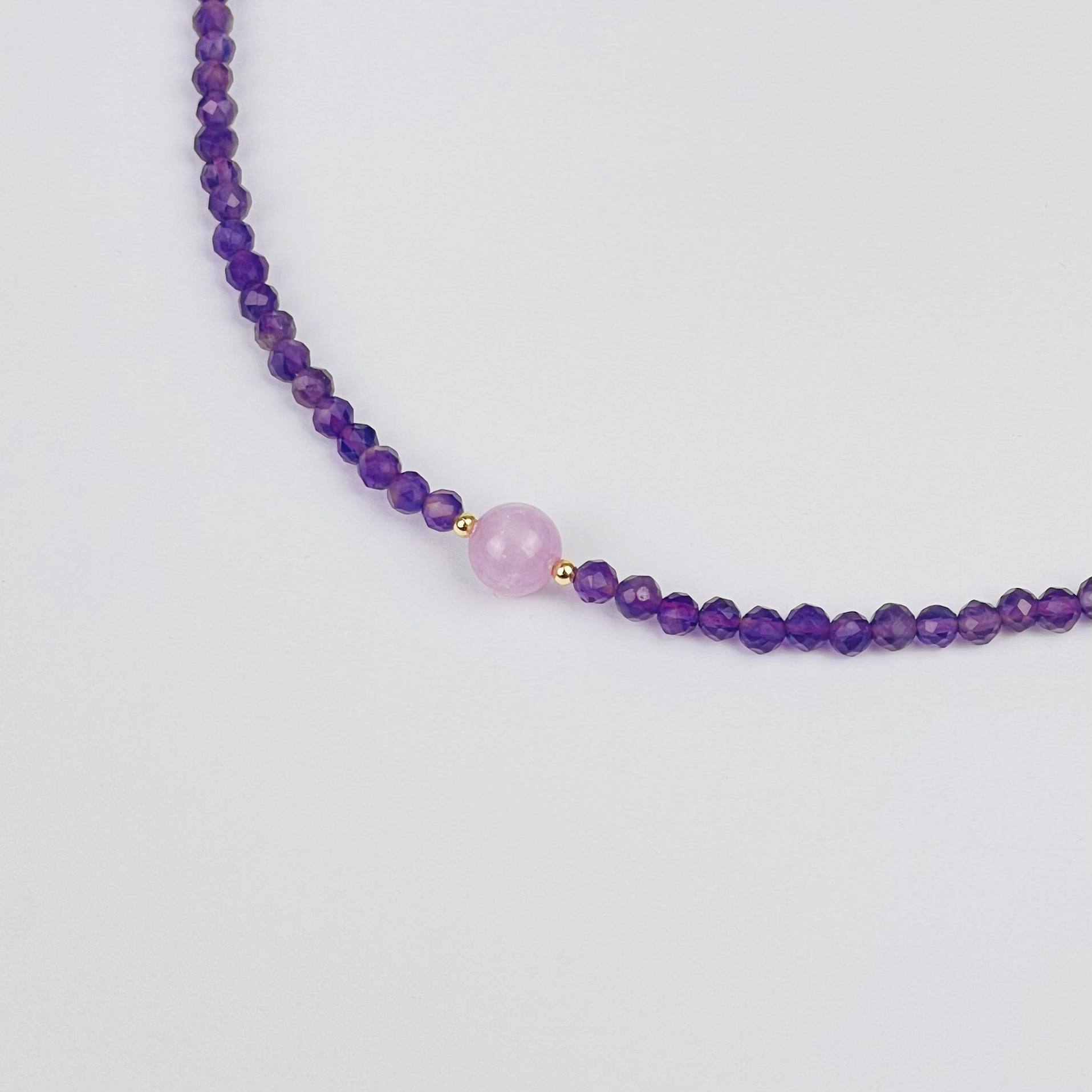 Радуга Самоцветов Колье из Аметиста и Кунцита